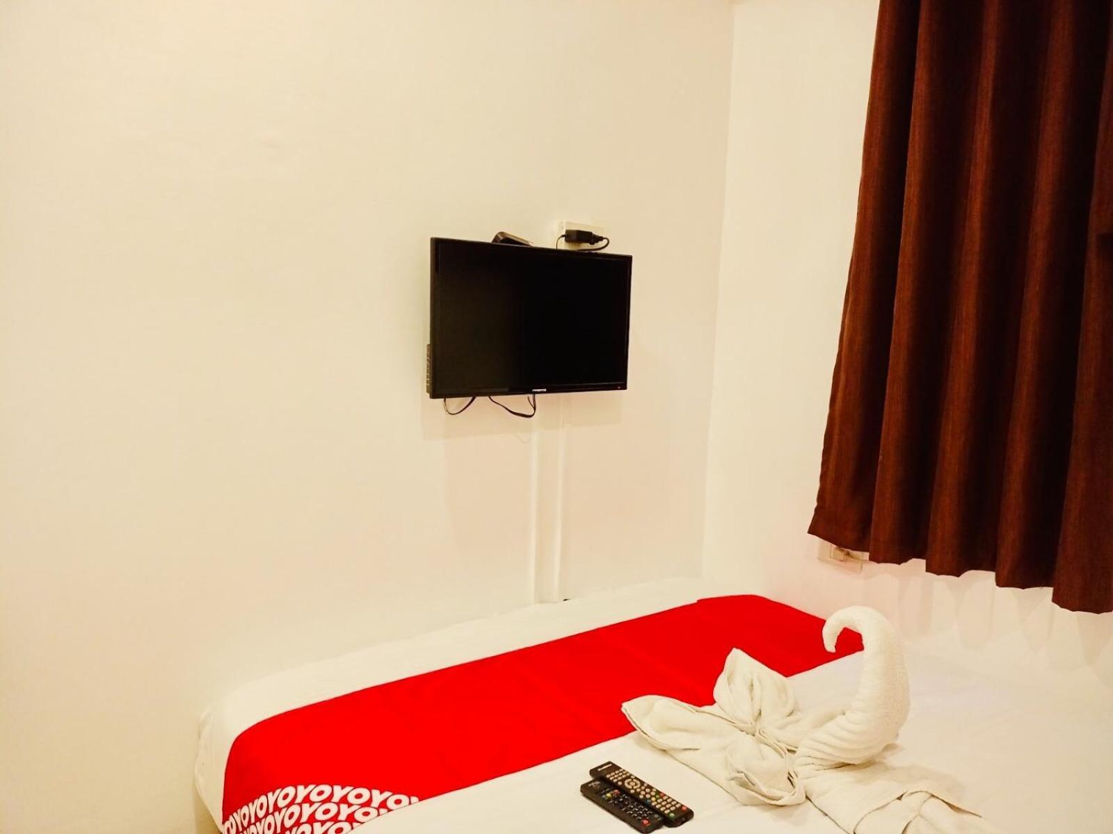 Oyo 888 City Stay Inns Fortview Bgc Pasig City Exterior foto